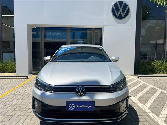 VOLKSWAGEN VIRTUS 1.0 200 TSI HIGHLINE AUTOMÁTICO
